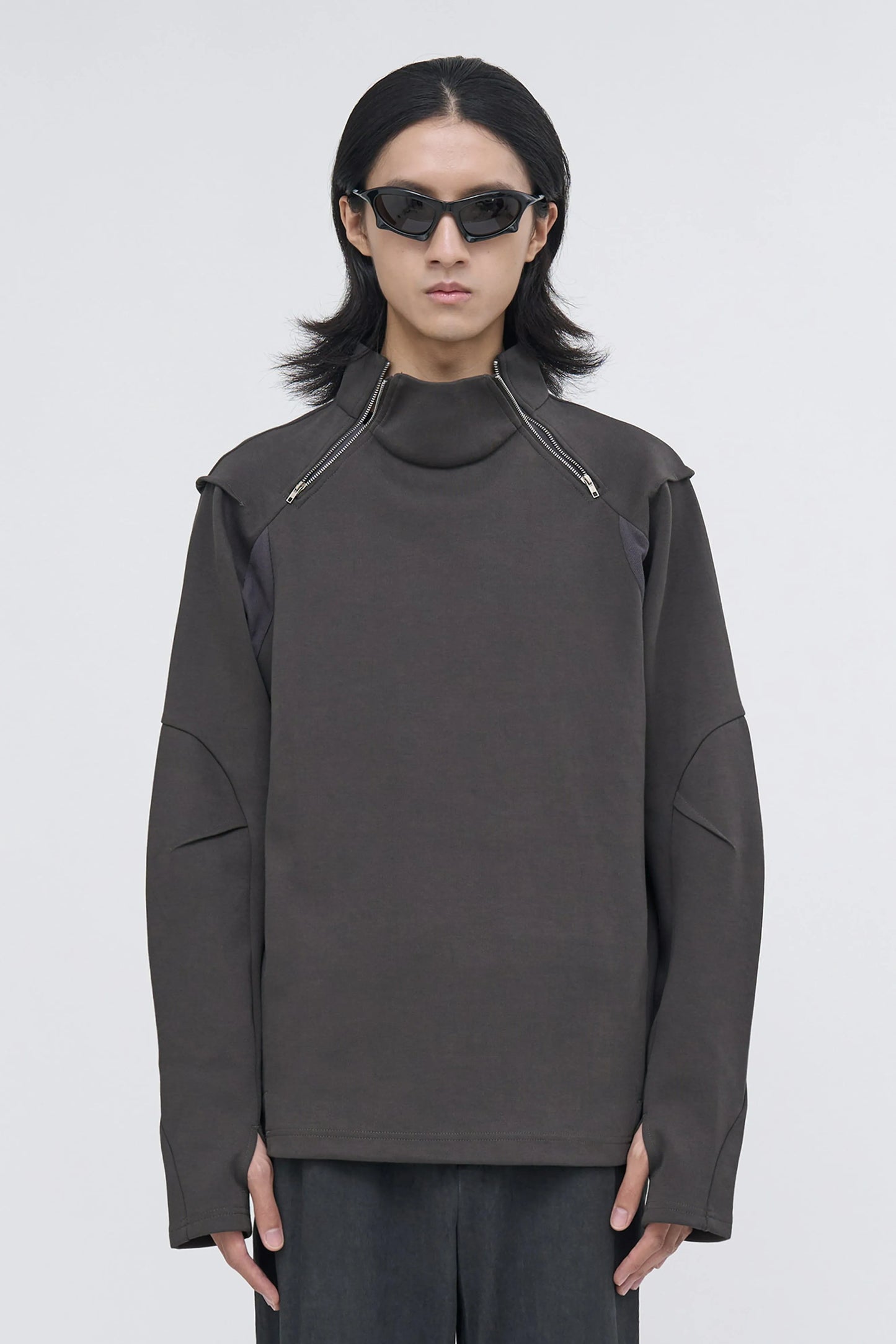 EQUALNEAR - Rift Zip T-neck - Gray