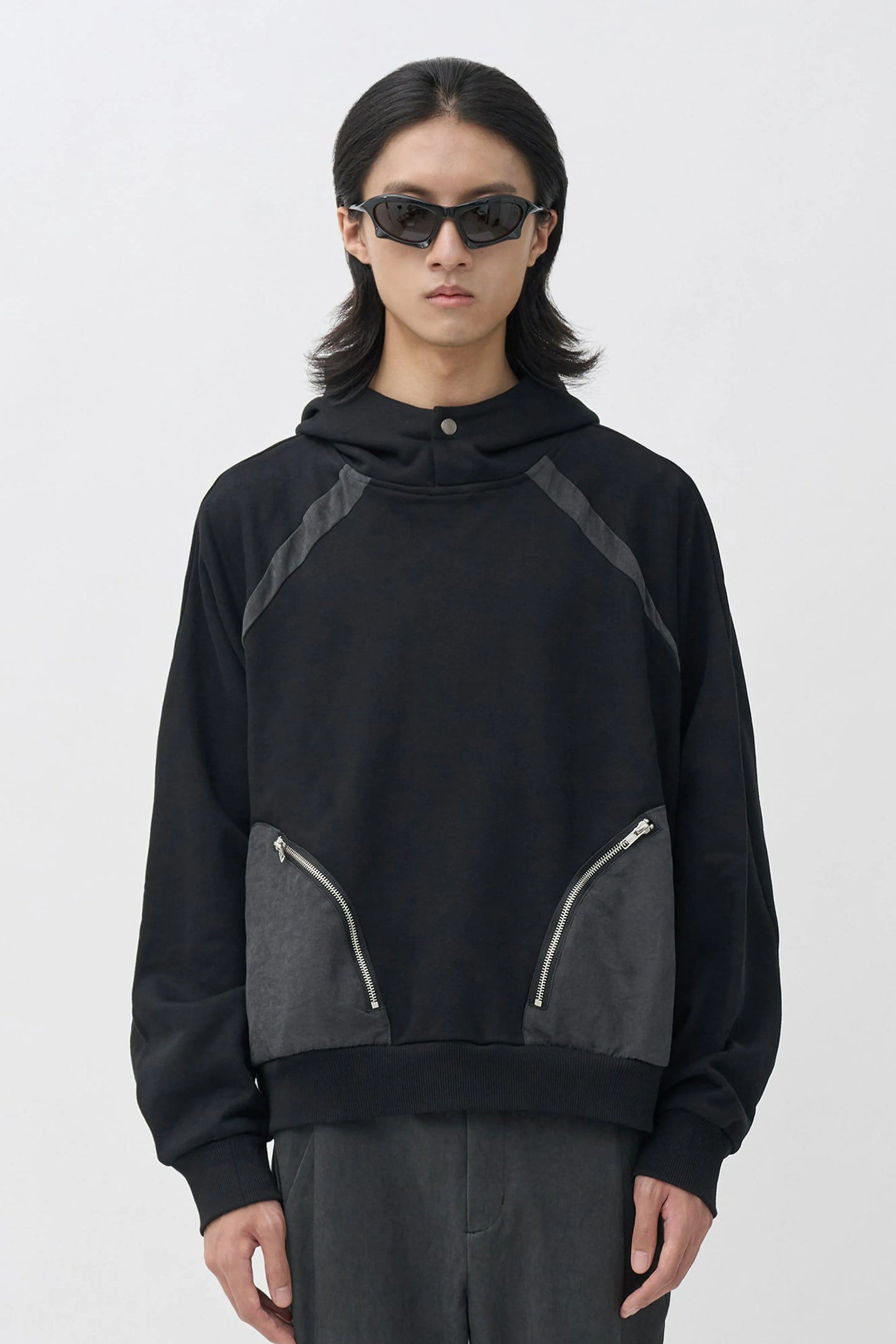 EQUALNEAR - Rift Zip Pocket Hoodie - Black