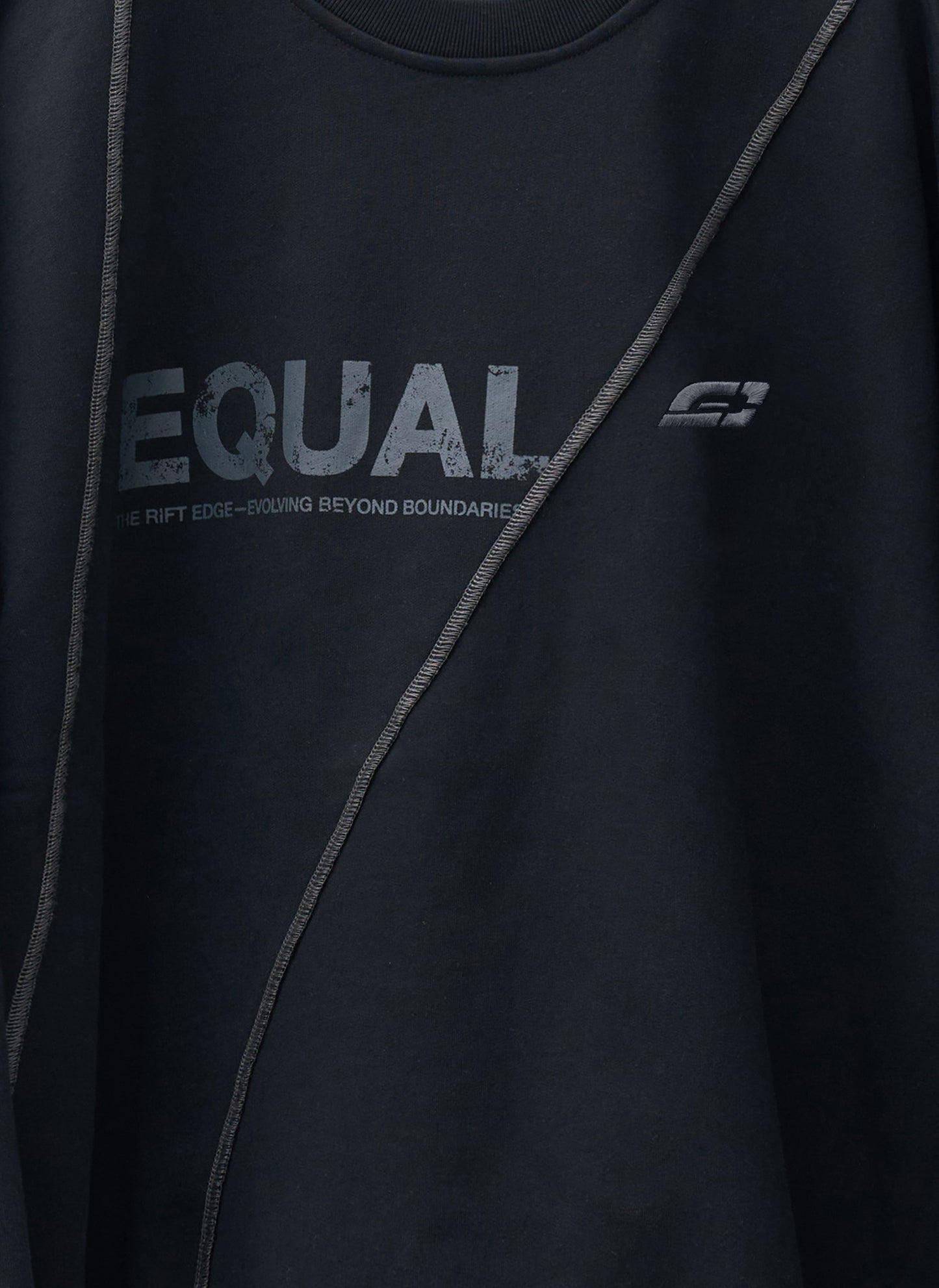 EQUALNEAR - Rift Logo Sweatshirt - Black