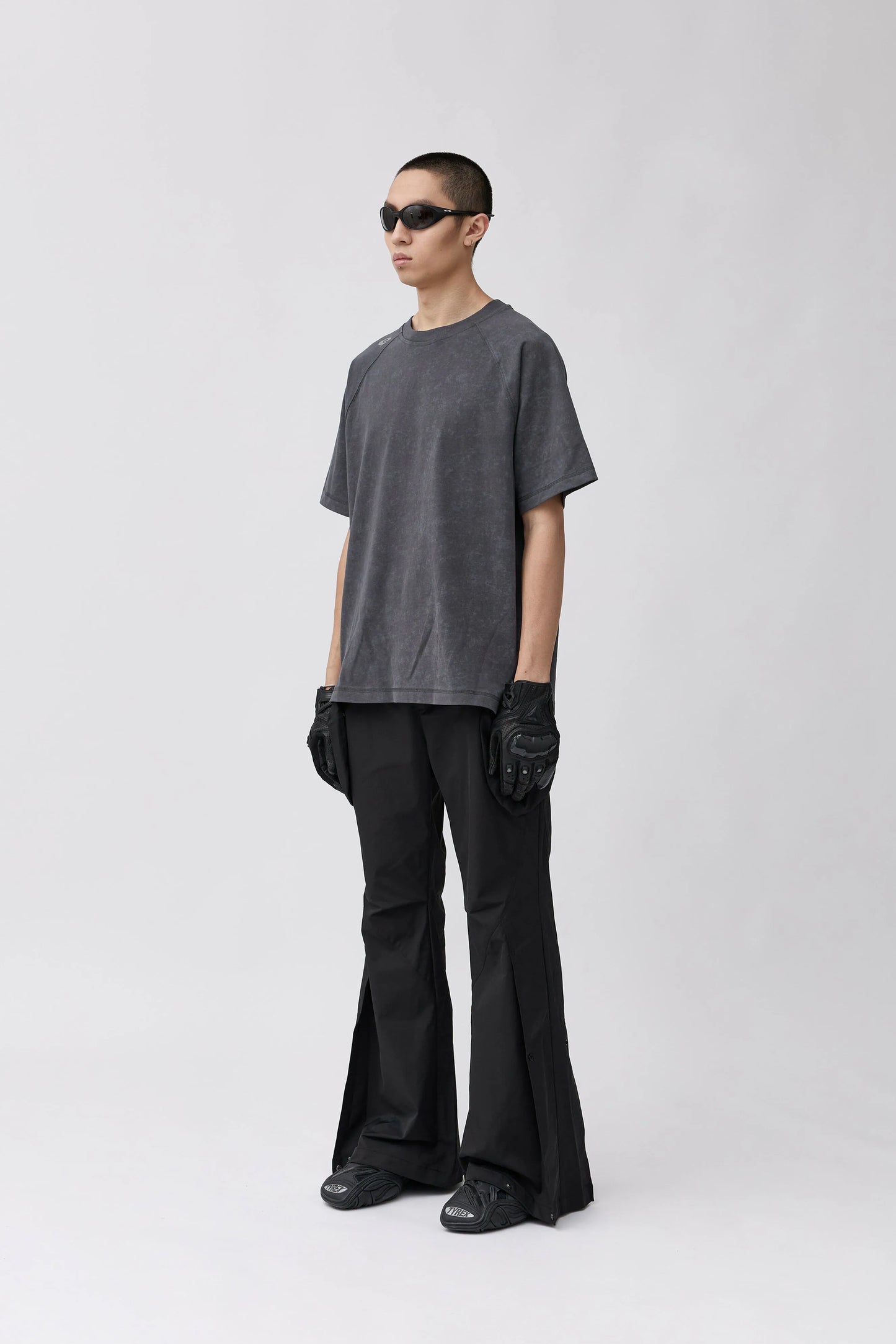 EQUALNEAR - C&G Raglan Tee - Dark Gray