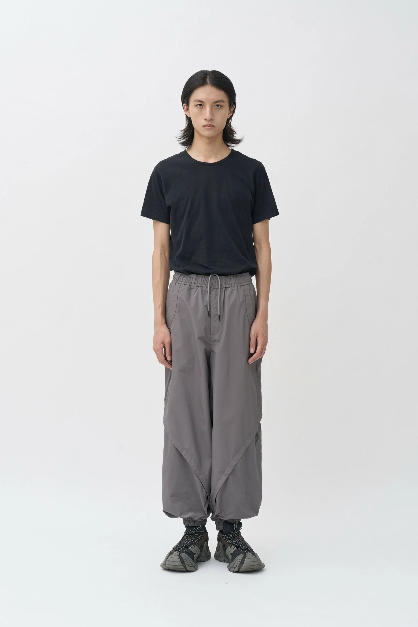 EQUALNEAR - Rift Logo Sweatpants - Gray