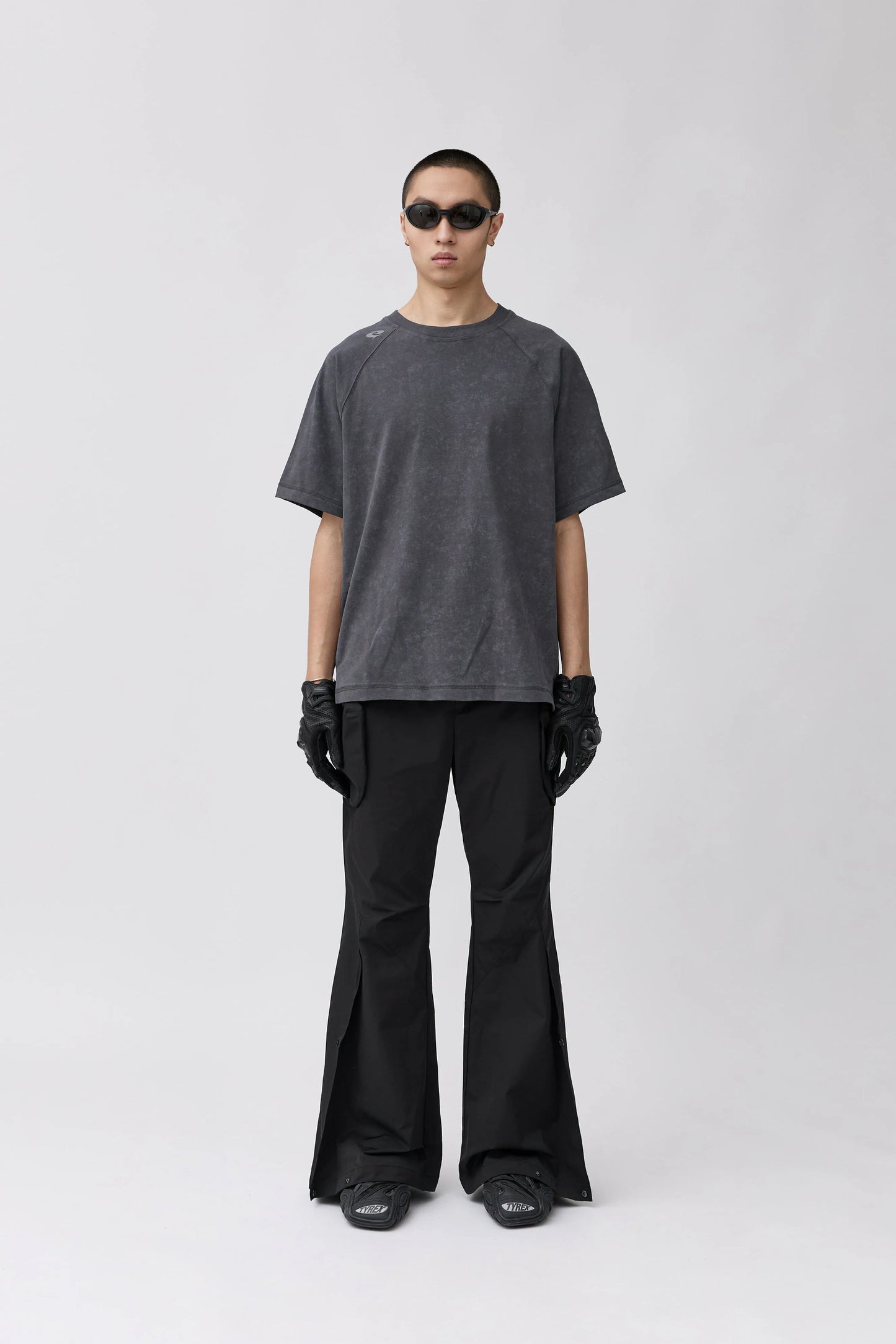 EQUALNEAR - C&G Raglan Tee - Dark Gray