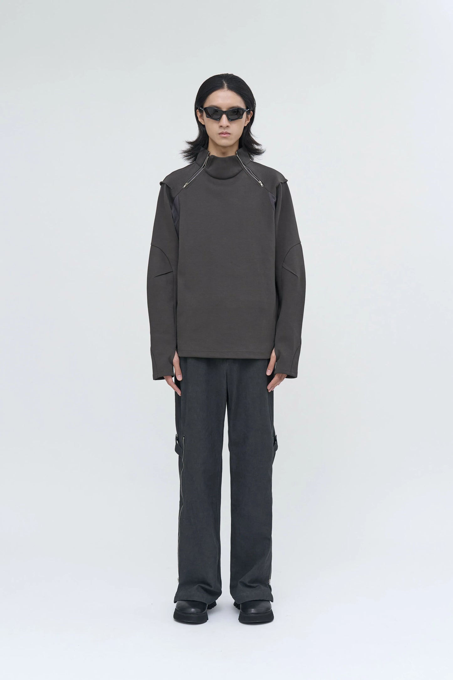 EQUALNEAR - Rift Zip T-neck - Gray