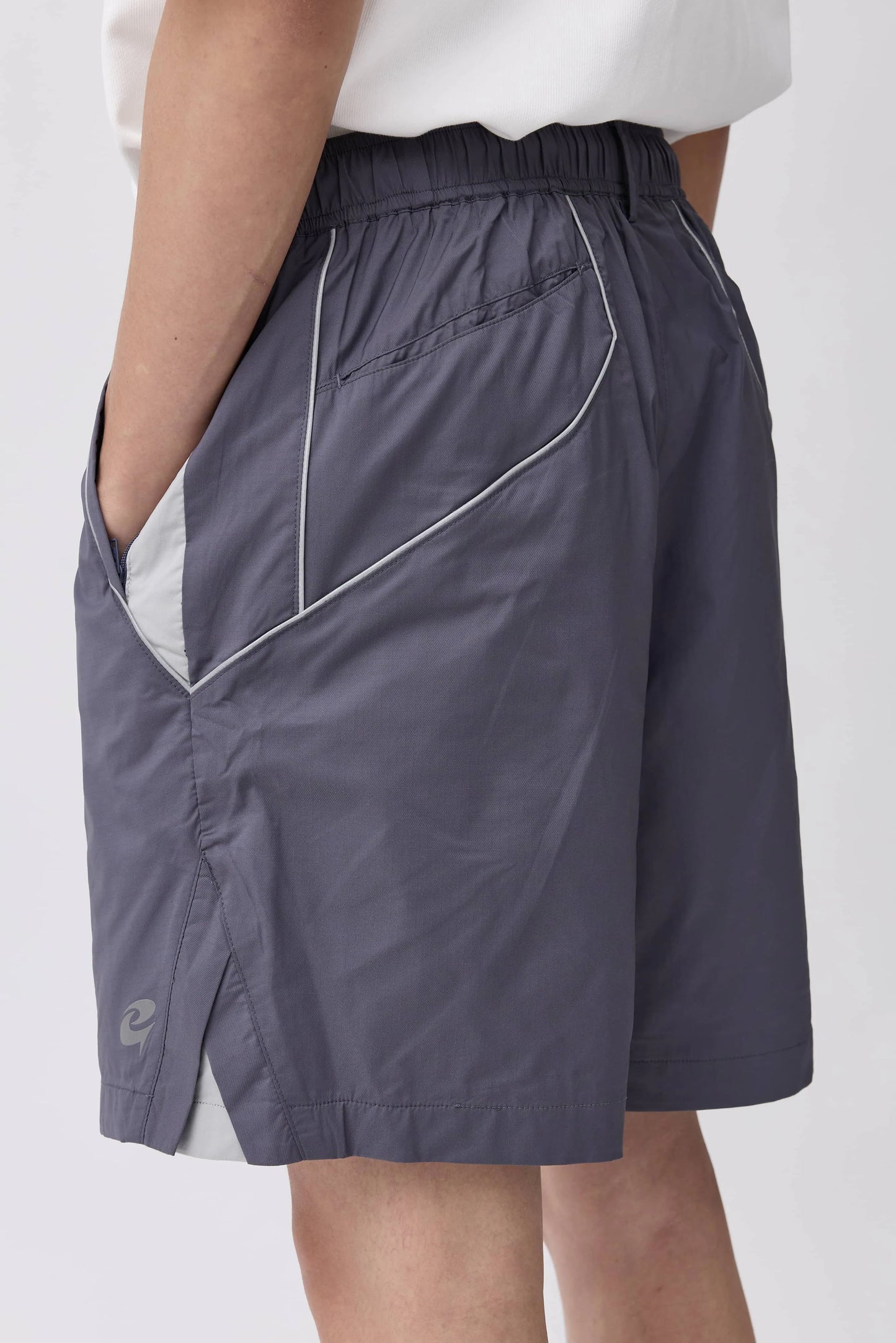 EQUALNEAR - C&G Logo Sport Shorts - Gray