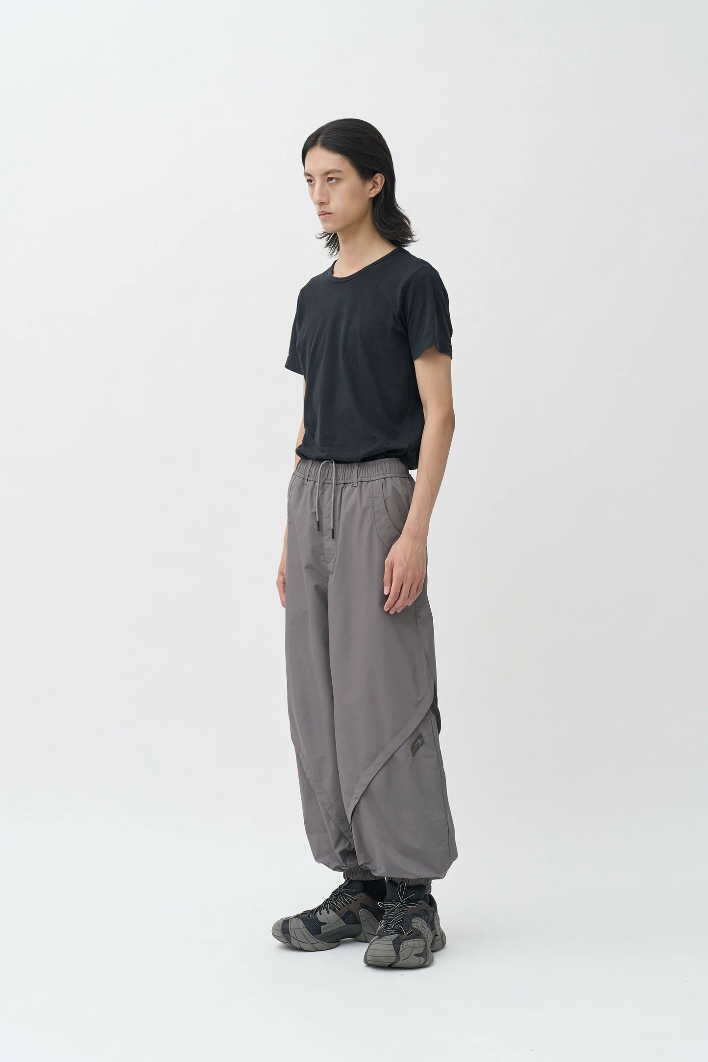 EQUALNEAR - Rift Logo Sweatpants - Gray