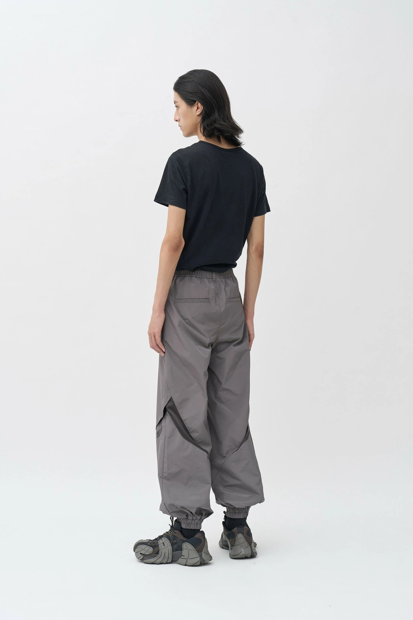 EQUALNEAR - Rift Logo Sweatpants - Gray