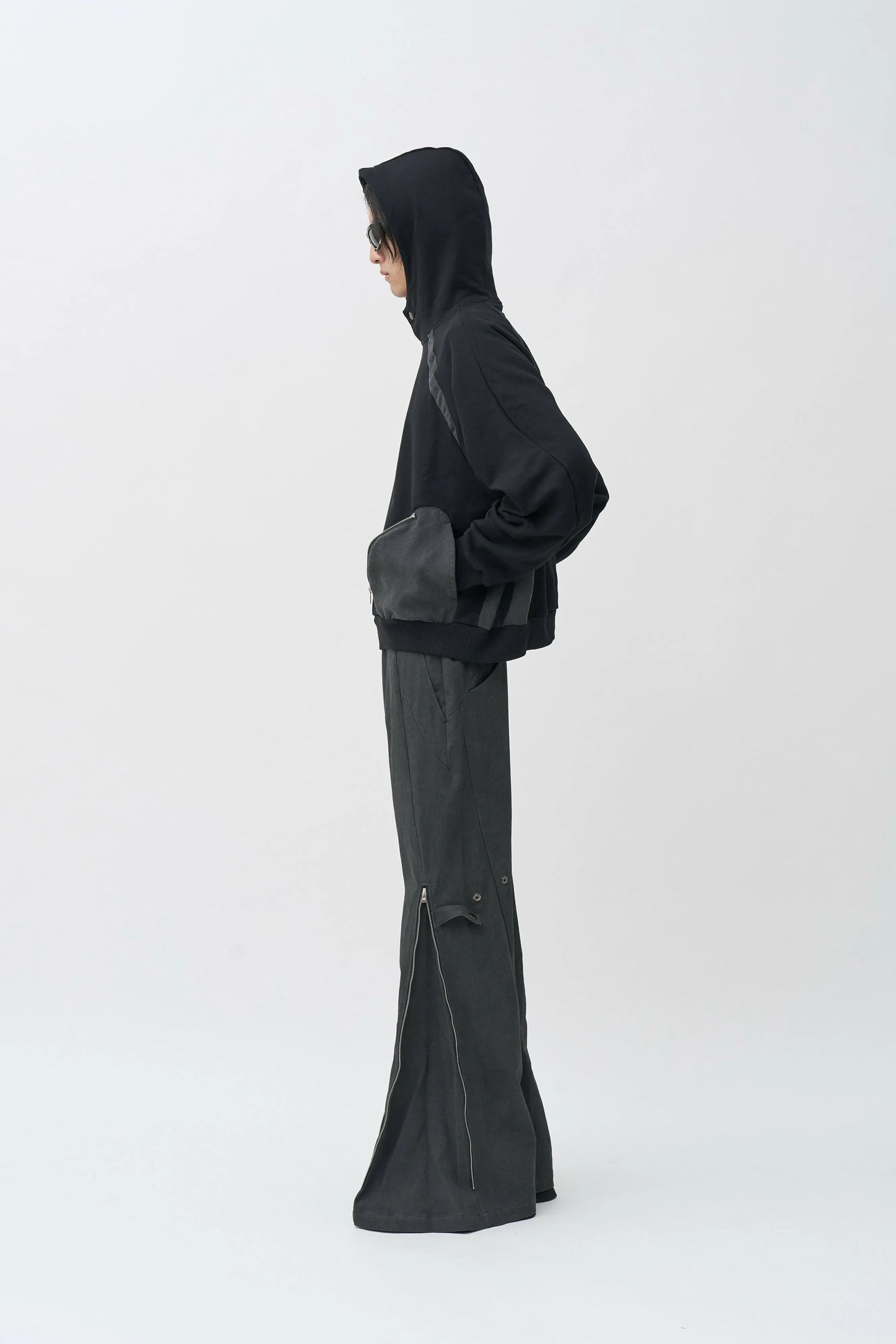 EQUALNEAR - Rift Zip Pocket Hoodie - Black