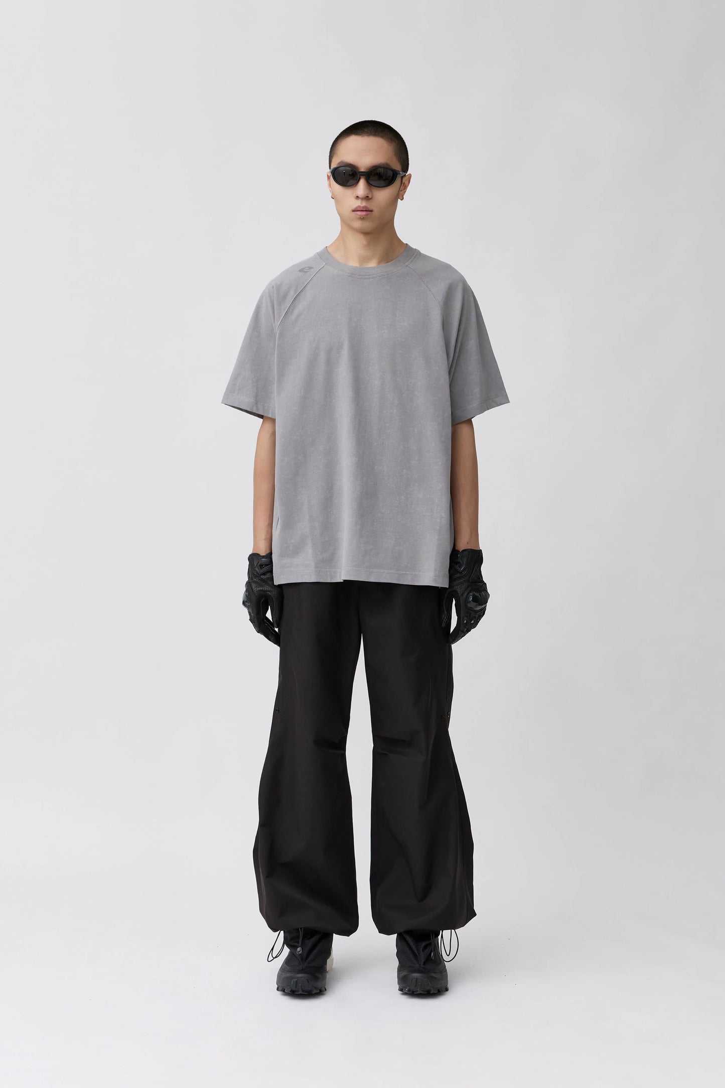 EQUALNEAR - C&G Raglan Tee - Gray