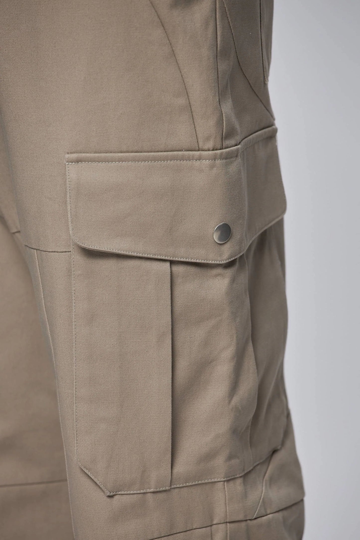EQUALNEAR - E's Flow Cargo Pants - Khaki