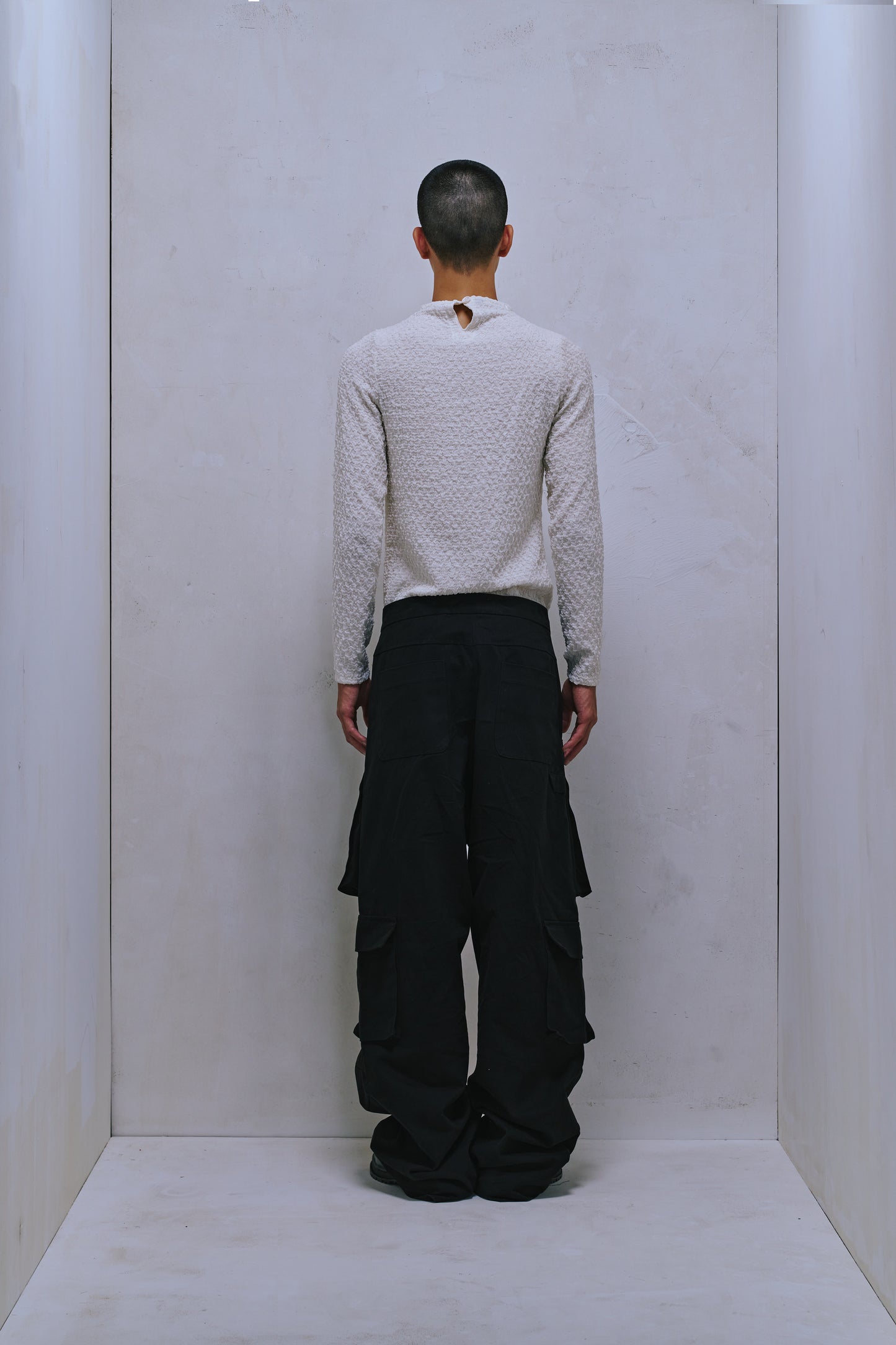 ENCLAVE - TWILL WIDE-LEG “ROO-BAG” CARGO PANTS - Black