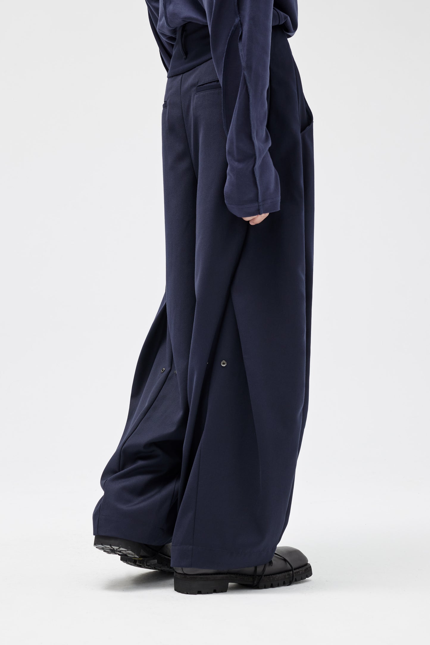 EQUALNEAR - Horizon Wide Pants - Blue