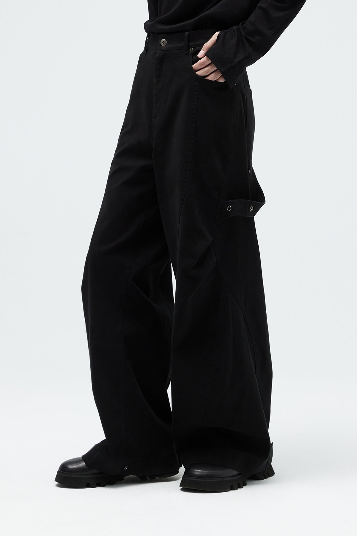 EQUALNEAR - Flask Pants