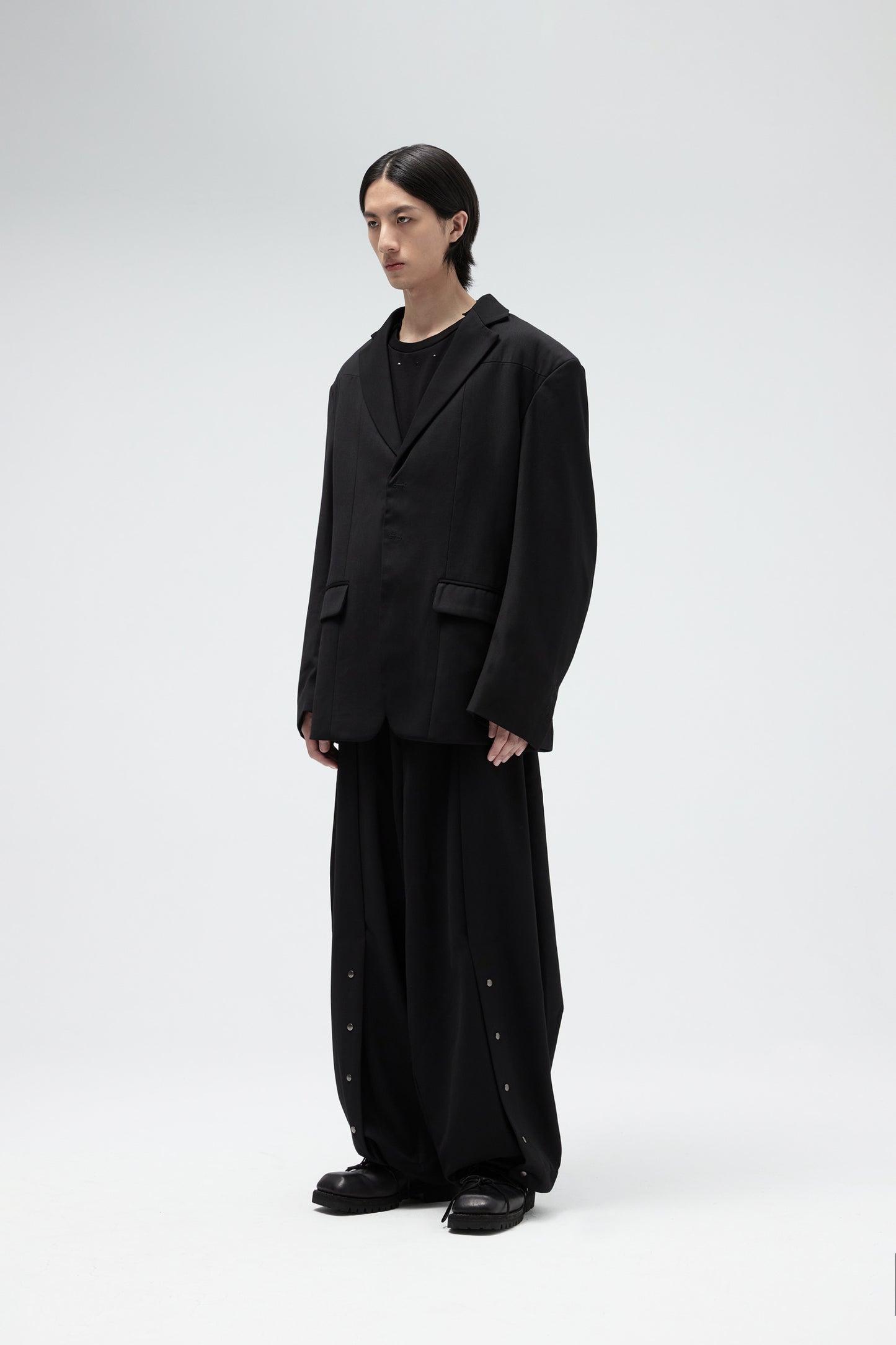 EQUALNEAR - Azoth Blazer - Black