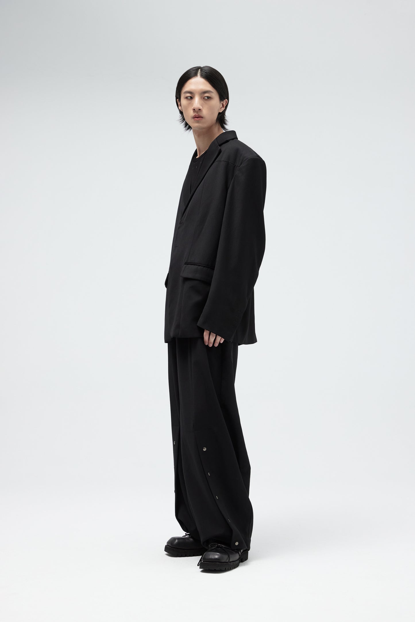 EQUALNEAR - Azoth Blazer - Black