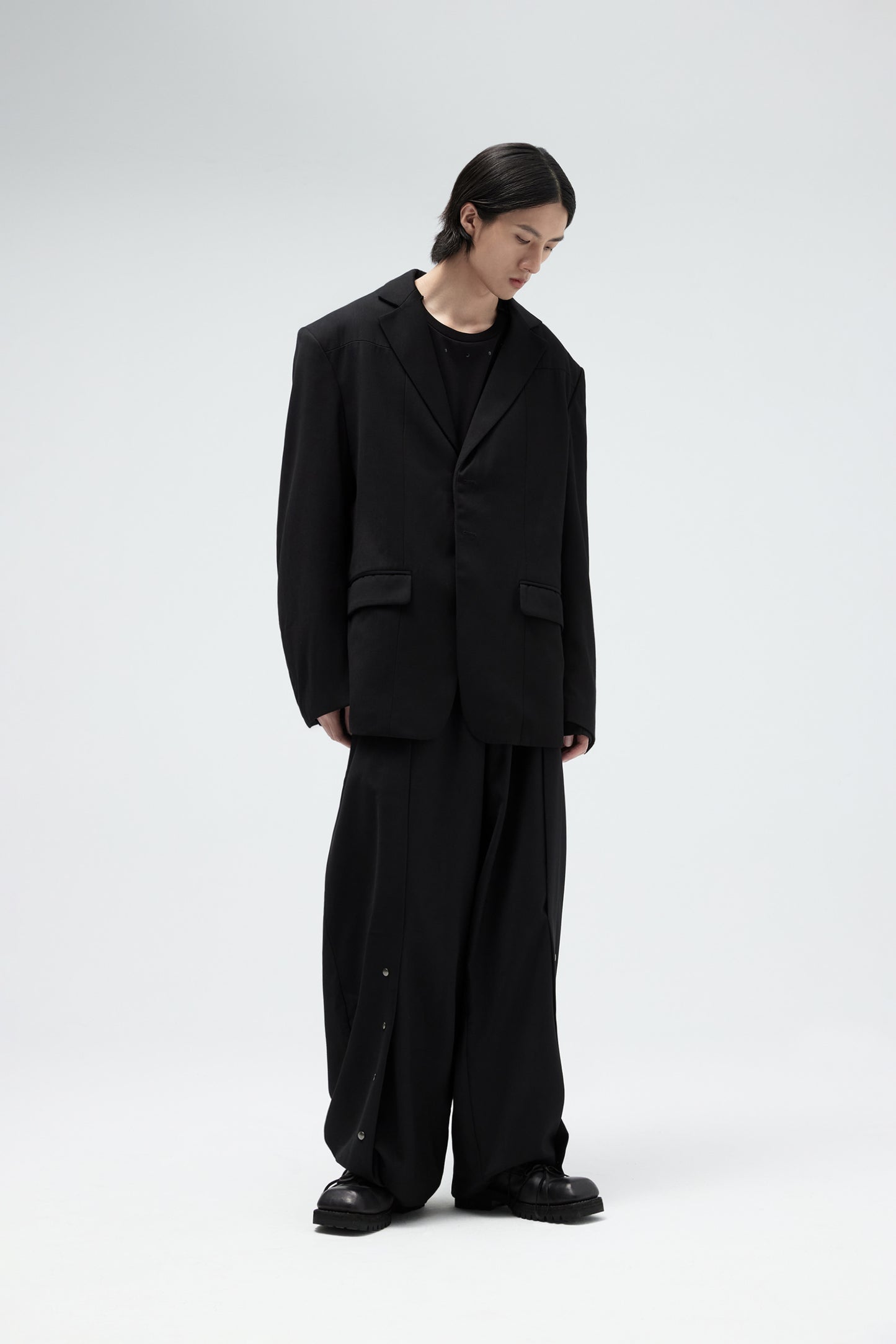 EQUALNEAR - Azoth Blazer - Black