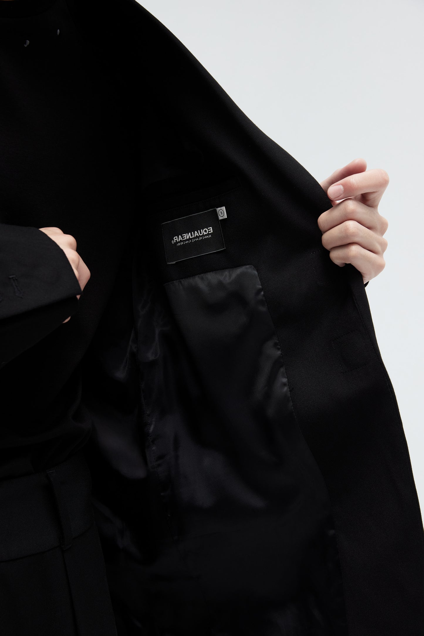 EQUALNEAR - Azoth Blazer - Black