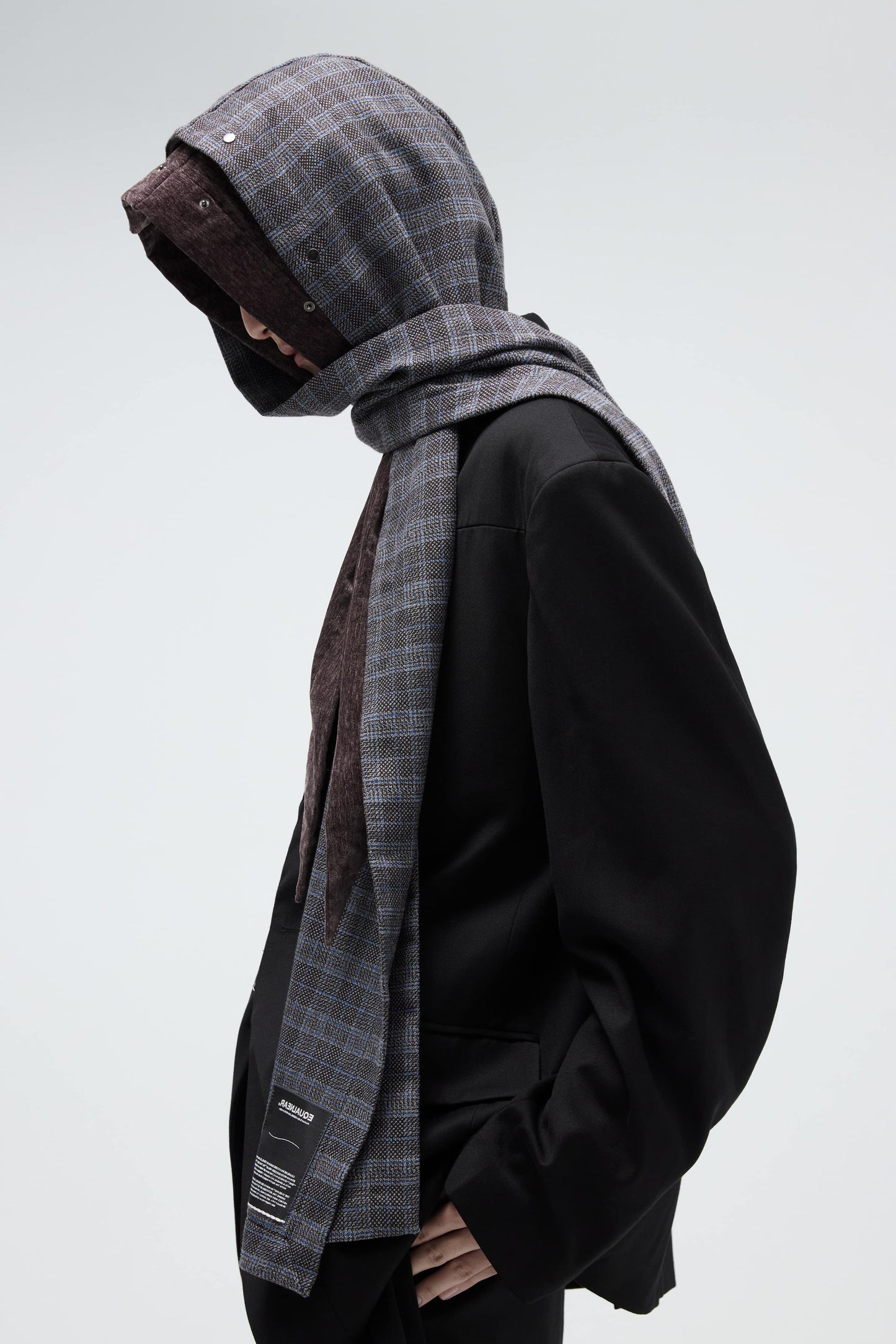 EQUALNEAR - Azoth Blazer - Black
