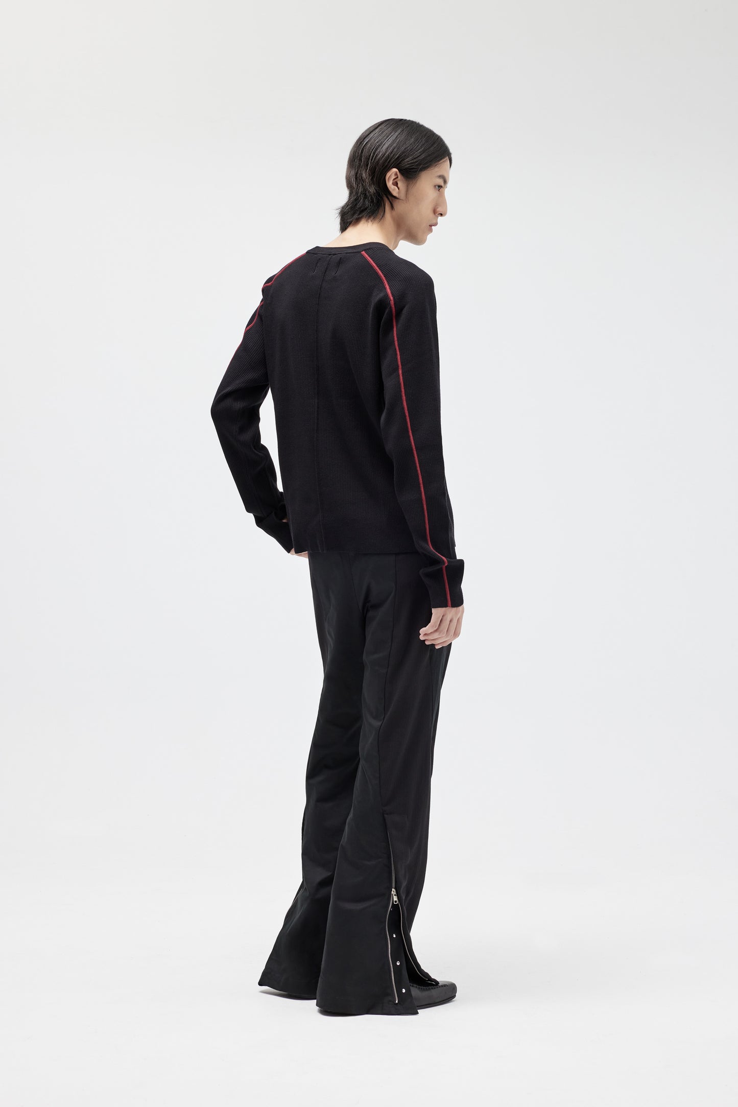 EQUALNEAR - Trails Knit Sweater - Black