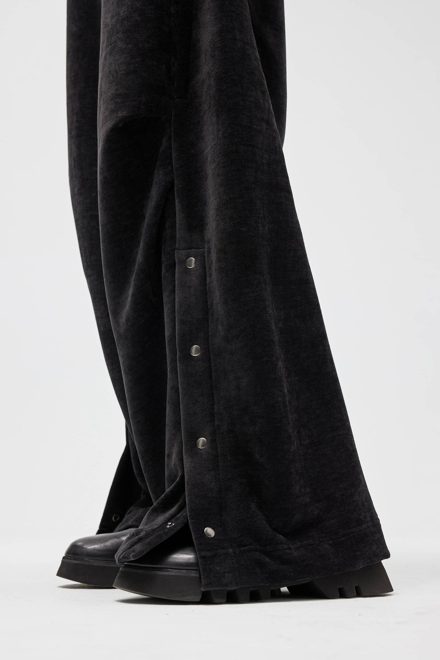 EQUALNEAR - Blanket Sweatpants - Black