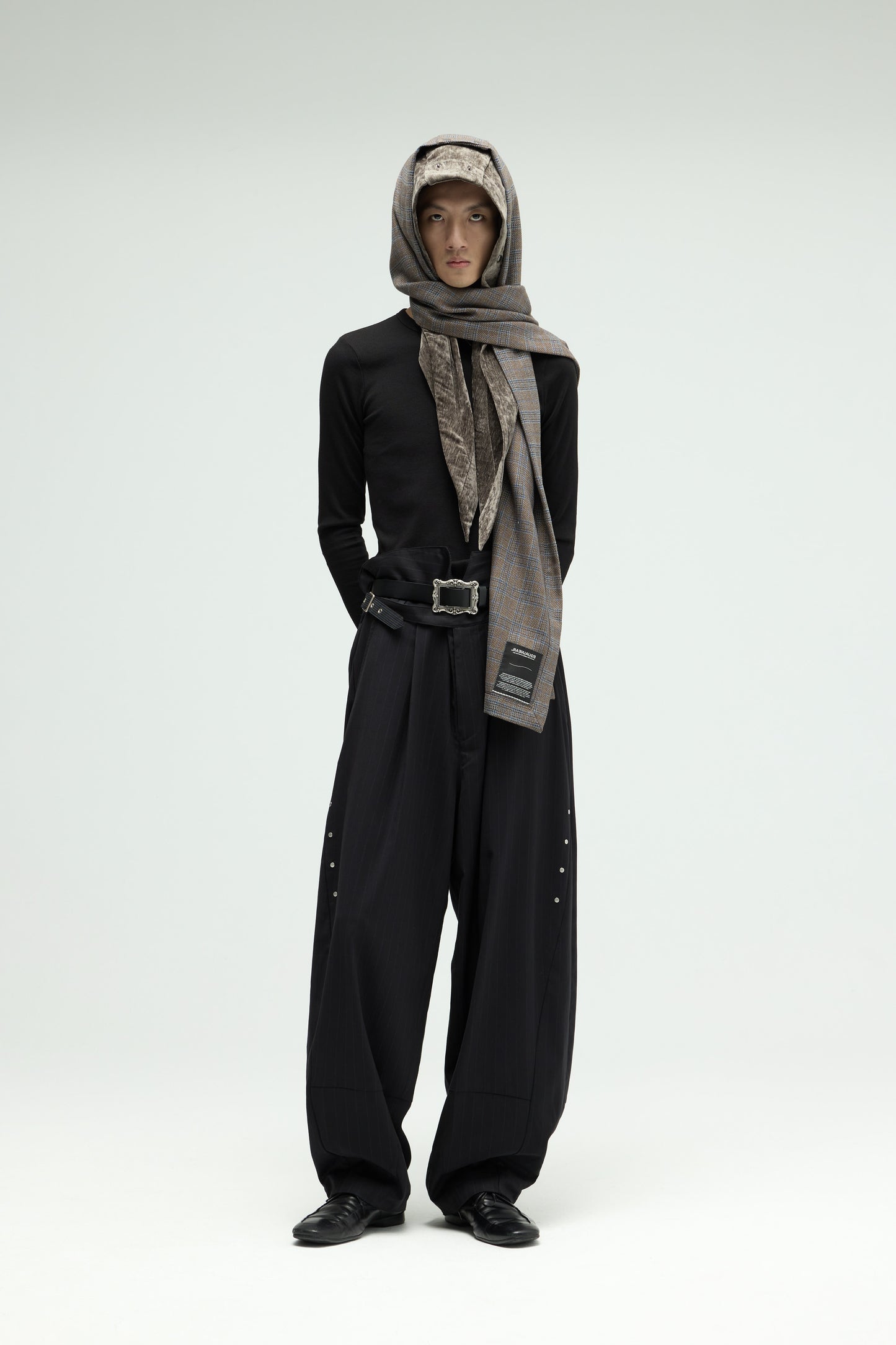 EQUALNEAR - Napkin Scarf - Sand