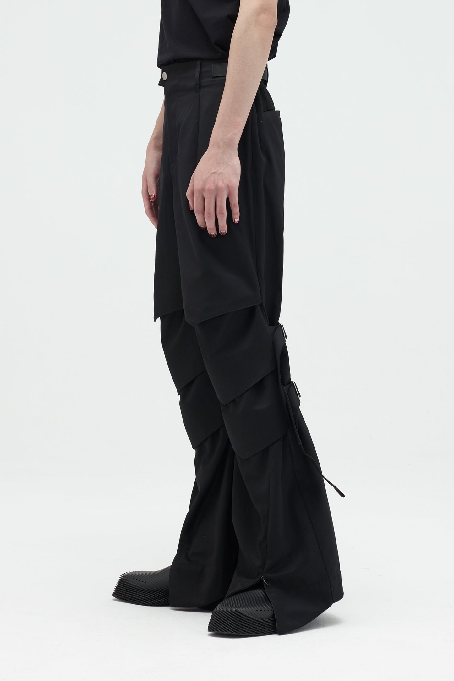 EQUALNEAR - Armor Flared Pants - Black