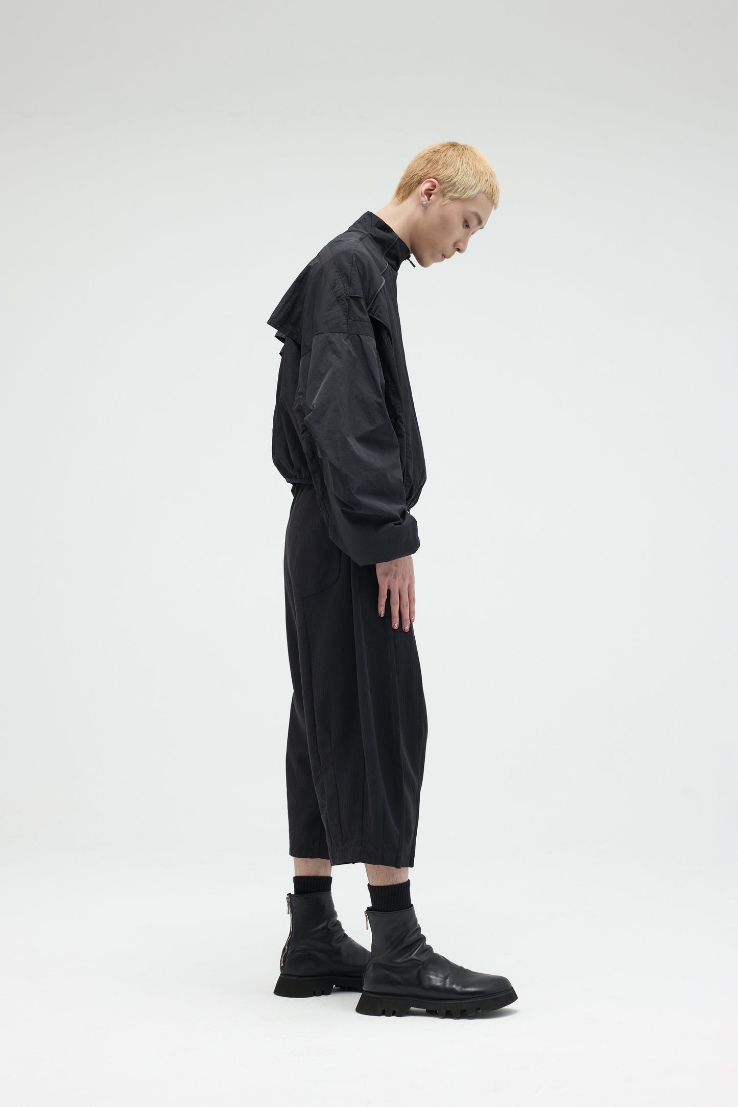 EQUALNEAR - The Vanguard Jacket - Black