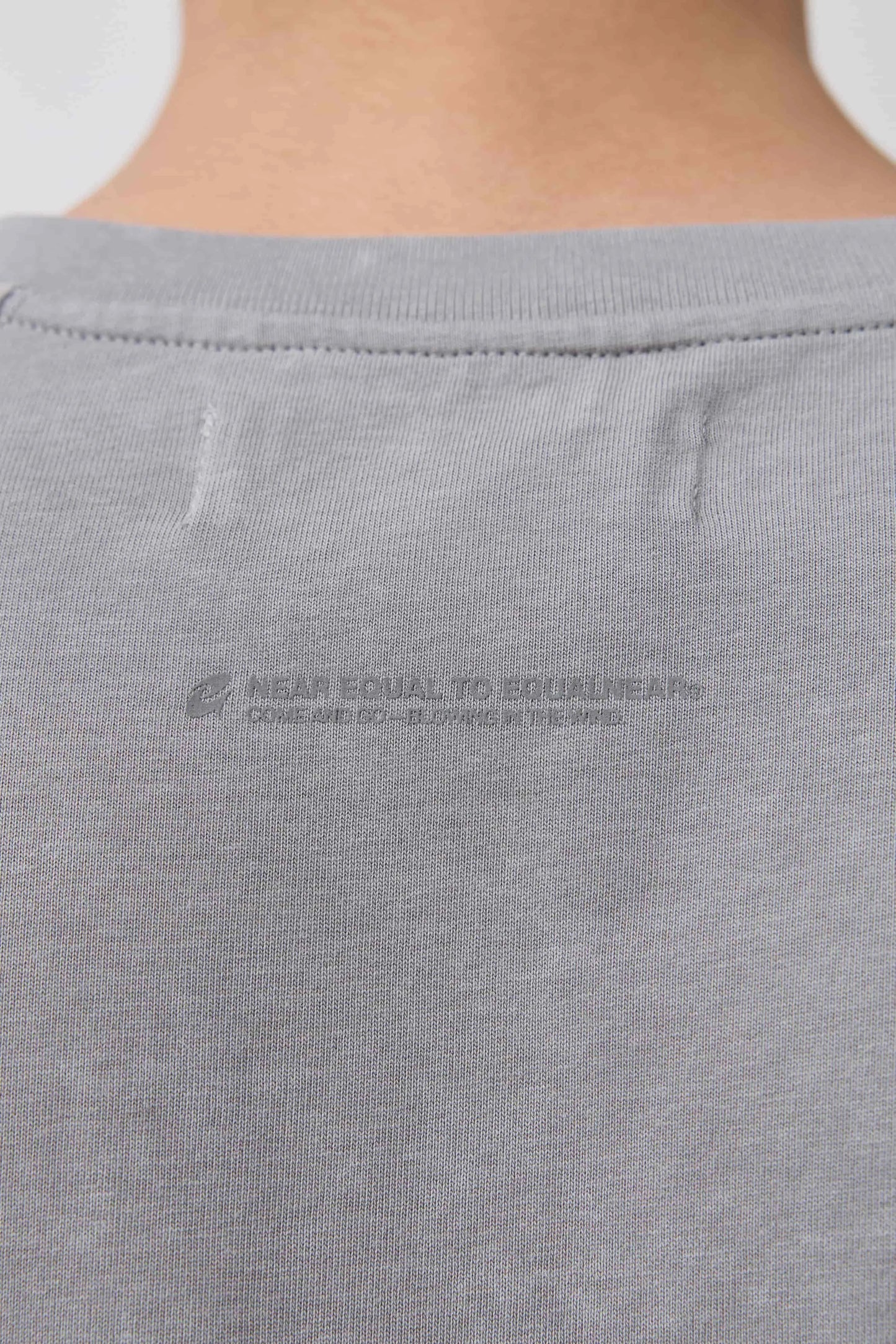 EQUALNEAR - C&G Raglan Tee - Gray
