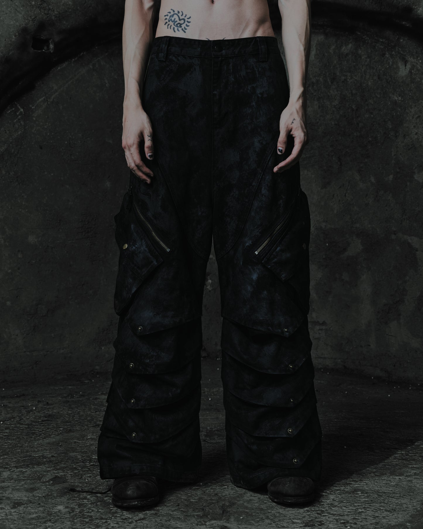 renkè - Coated Cargo Armour Trousers