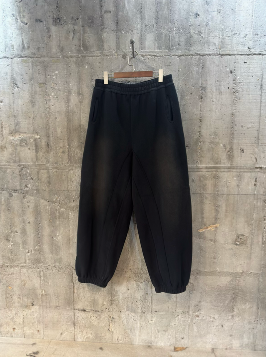 JIAN YE - GWAI SWT PANTS - Black