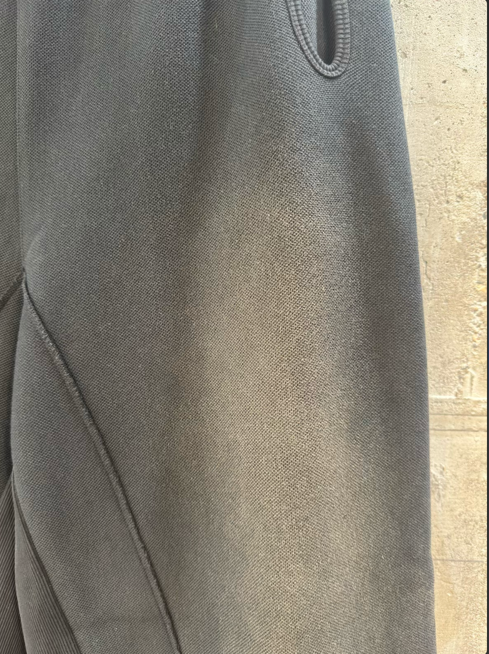 JIAN YE - GWAI SWT PANTS - Black