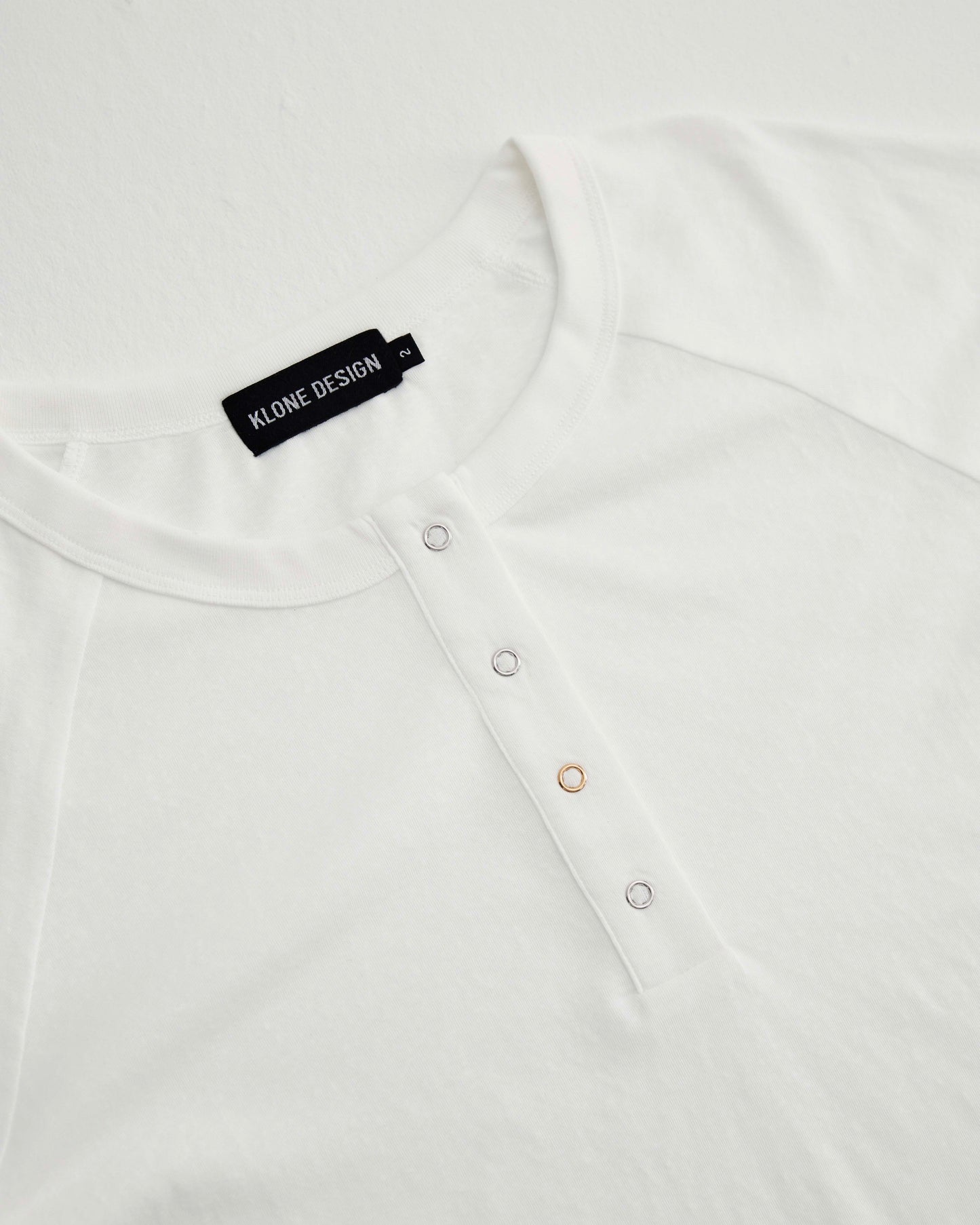 KLONE DESIGN - Henley Shirt – White