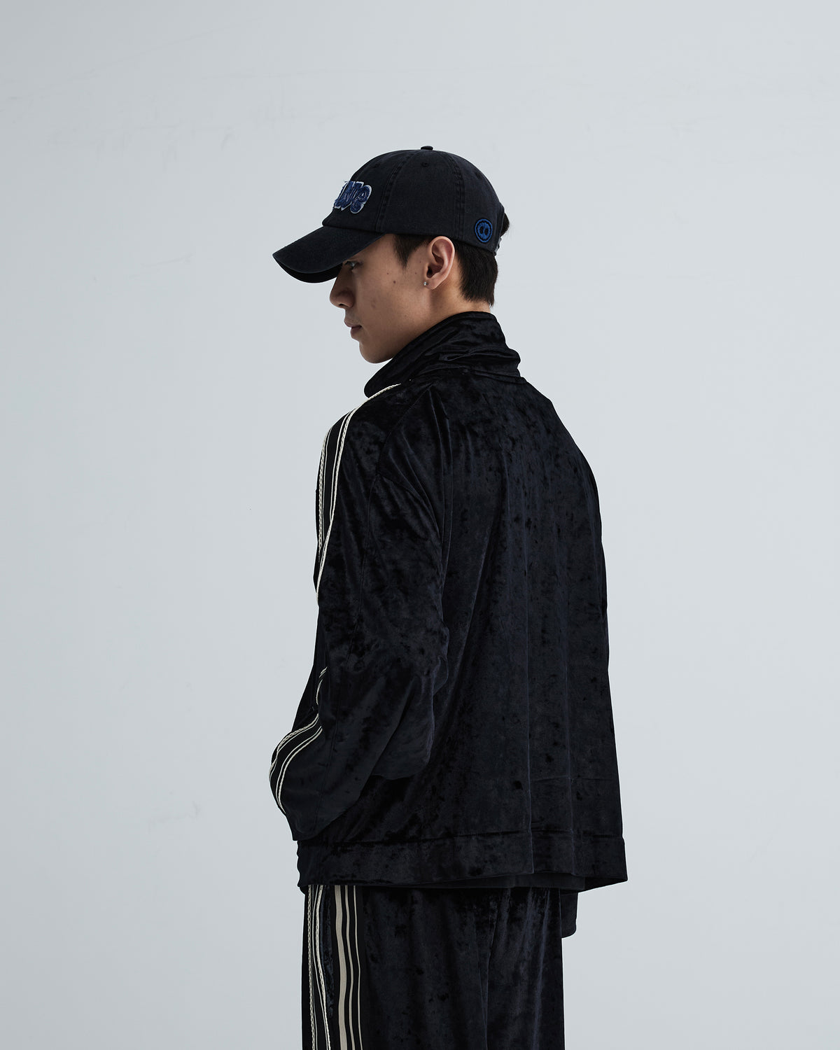 KLONE DESIGN - VELVET CROPPED ZIP JACKET - (MENS&WOMENS)