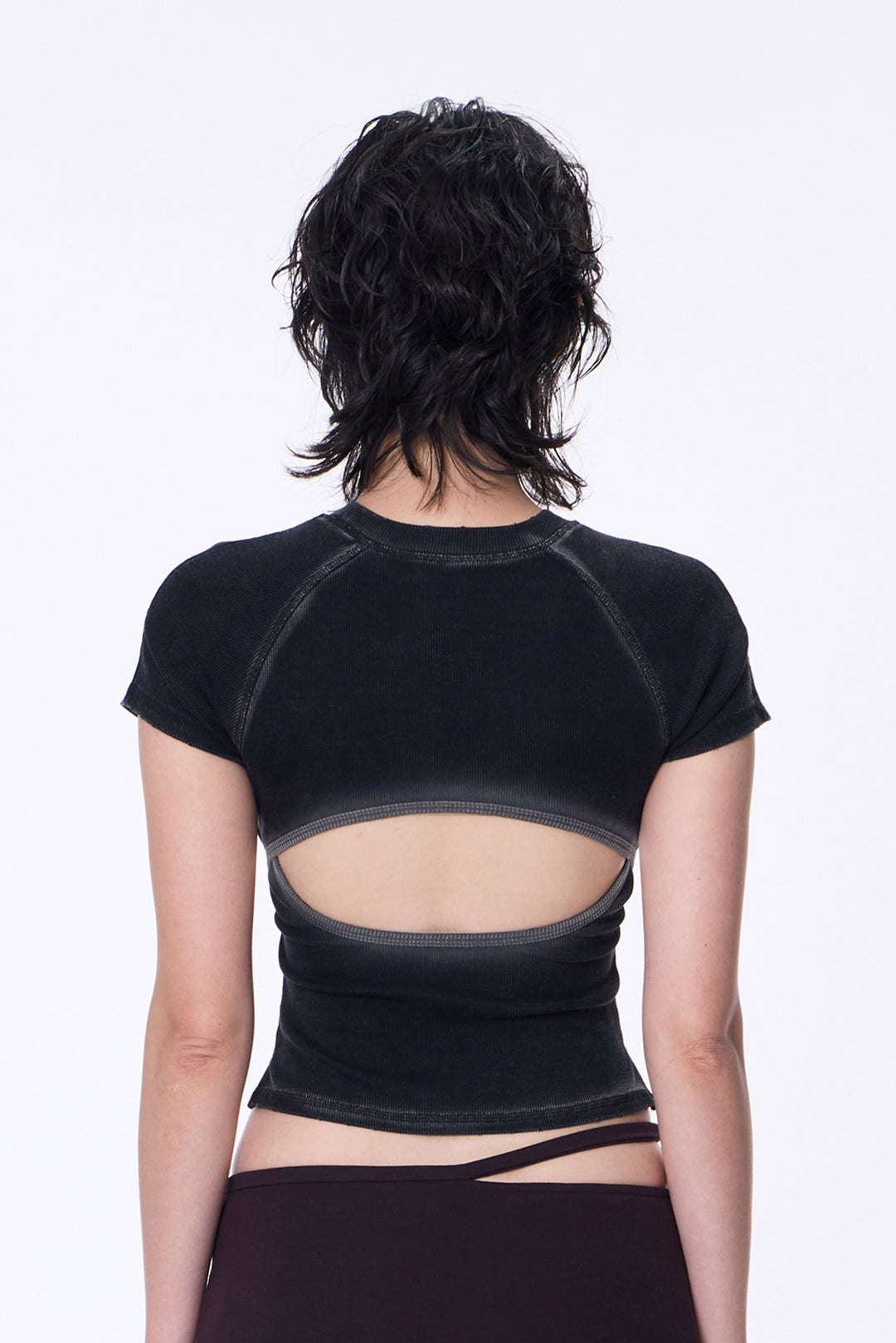 SILVER NINE - Washed Open-Back logo Top - Black