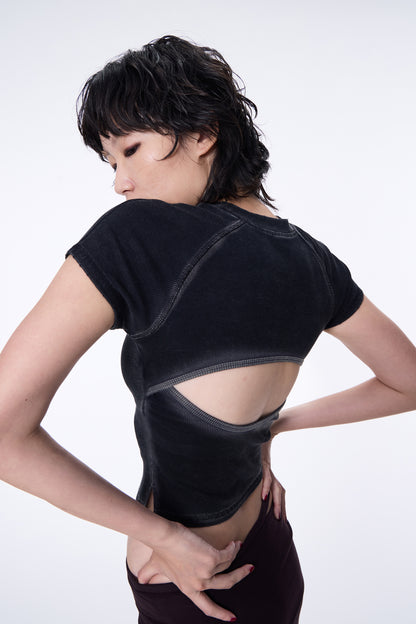 SILVER NINE - Washed Open-Back logo Top - Black