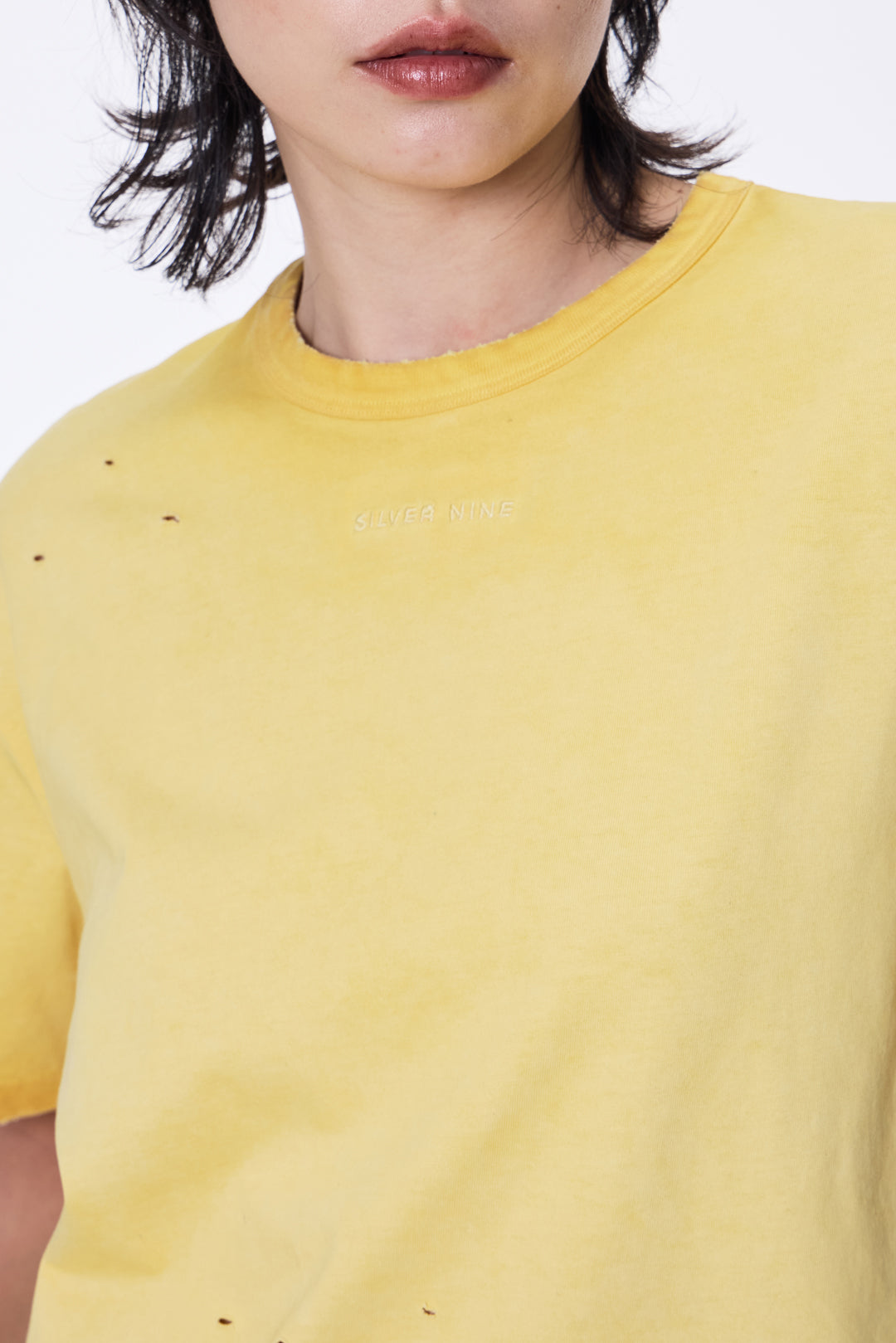 SILVER NINE - Cropped Dyed Logo Tee - Yellow