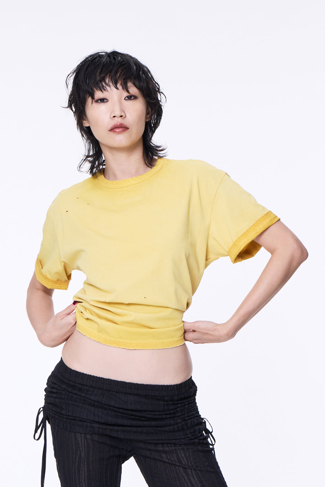 SILVER NINE - Cropped Dyed Logo Tee - Yellow