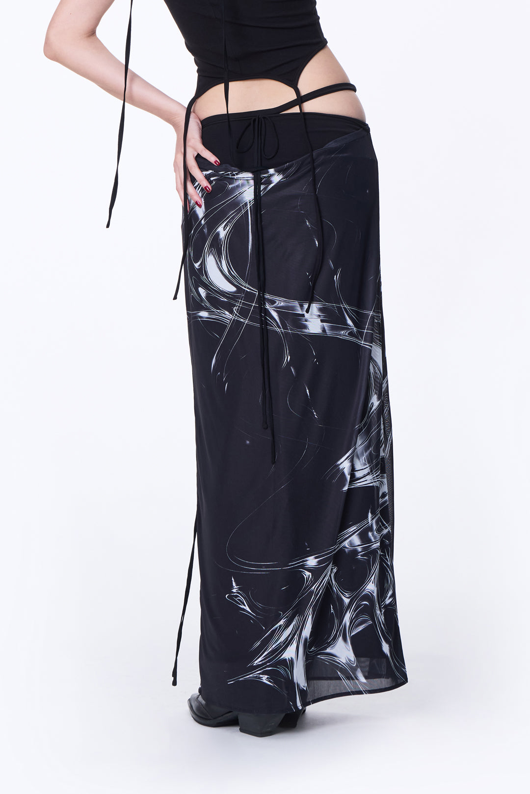 SILVER NINE - Opto-Tunnel Print Skirt