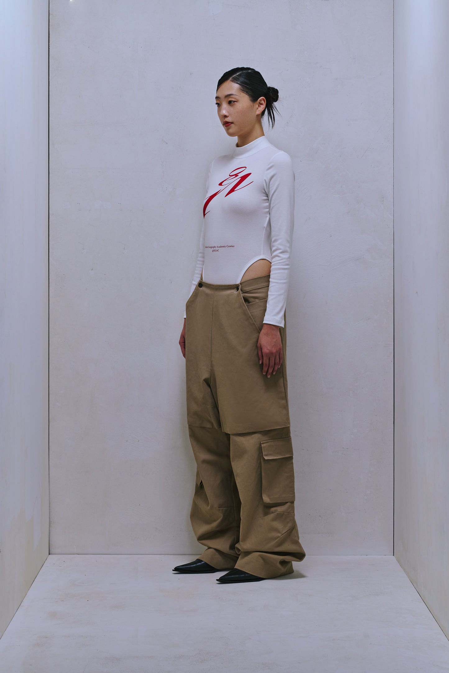 ENCLAVE - WILL WIDE-LEG “ROO-BAG” CARGO PANTS - Khaki