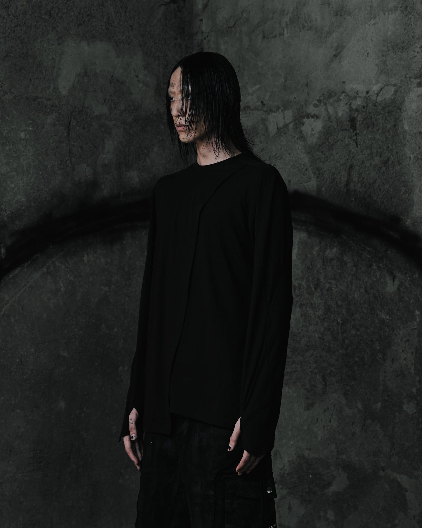 renkè - Long-Sleeve Top with Cape Panel