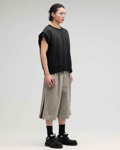 VACANT - Washed No-Sleeve Sweatshirt - Black
