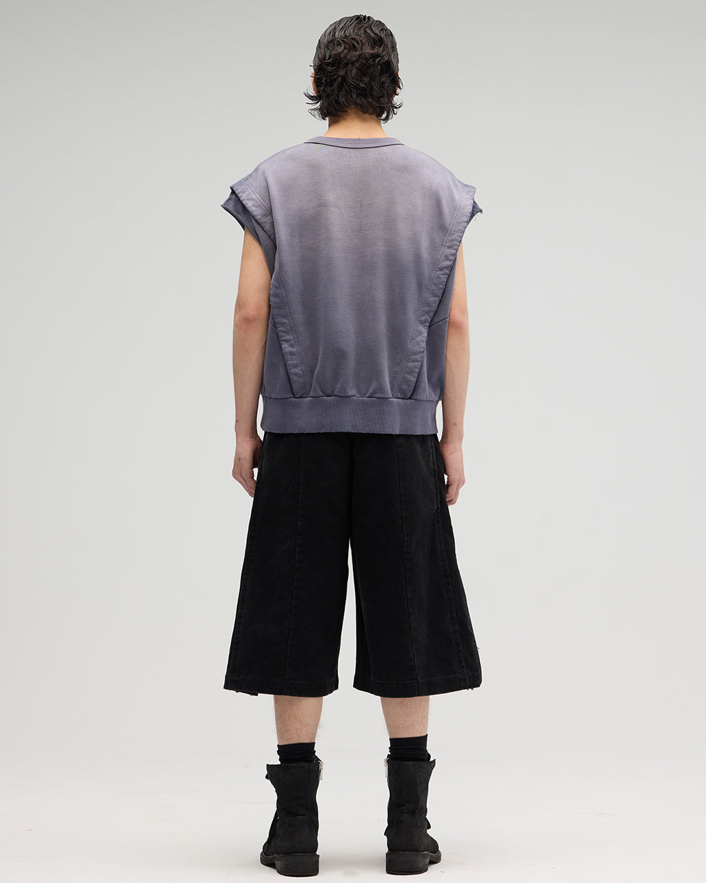 VACANT - Washed No-Sleeve Sweatshirt - Navy