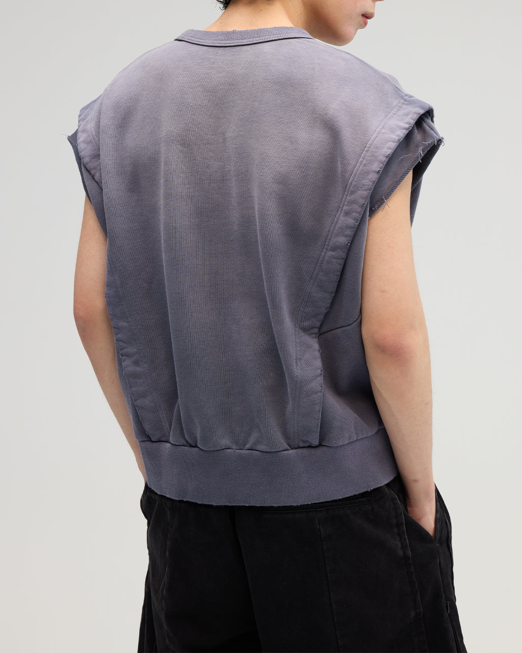 VACANT - Washed No-Sleeve Sweatshirt - Navy