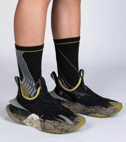 NOZZLE QUIZ -Cordura® Cay Crew Socks 中高筒休閒襪 -礁黑