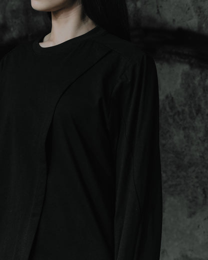 renkè - Long-Sleeve Top with Cape Panel