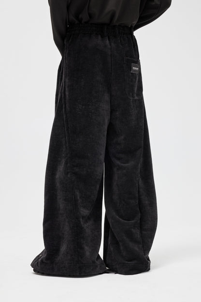 EQUALNEAR - Blanket Sweatpants - Black