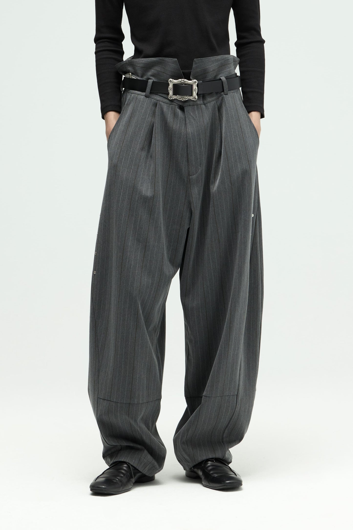 EQUALNEAR - Groundline Wide Pants - Gray