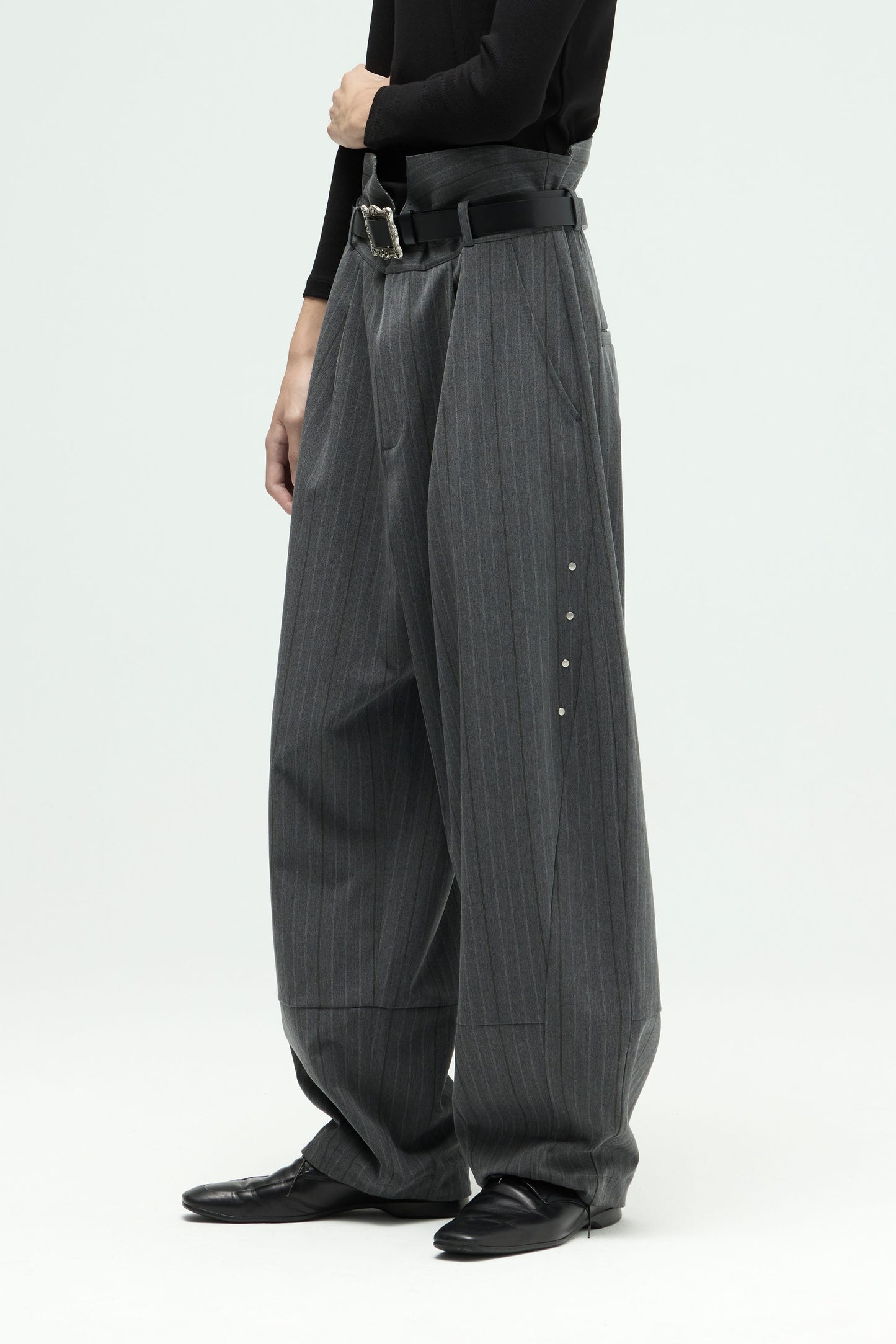 EQUALNEAR - Groundline Wide Pants - Gray