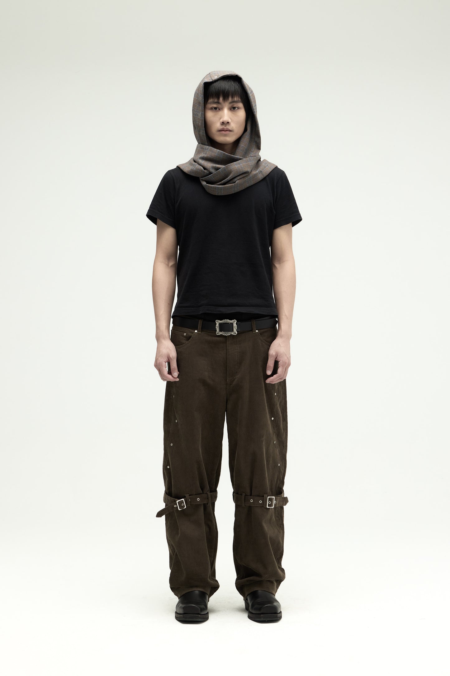EQUALNEAR - Rover Cord Pants - Olive Green