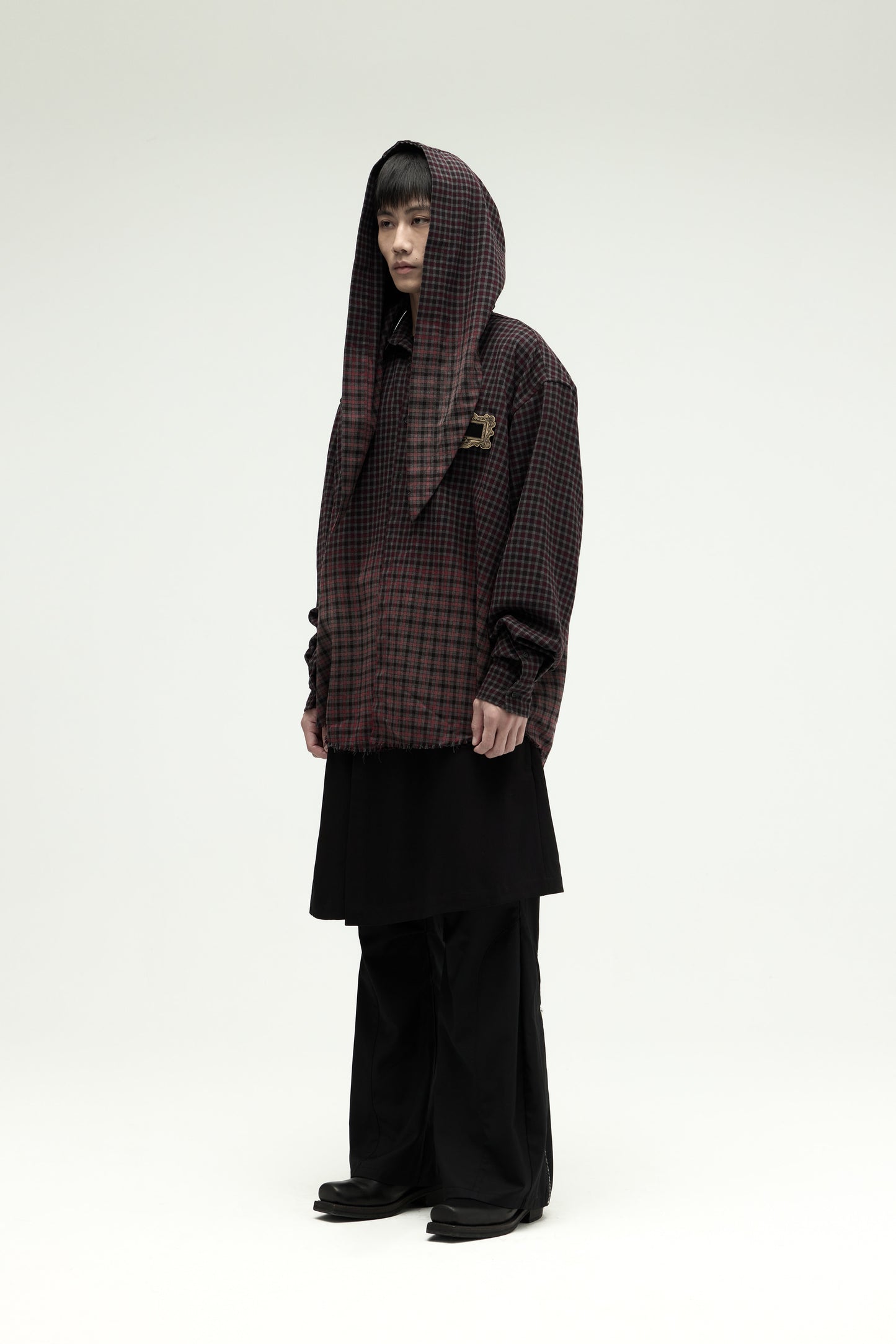EQUALNEAR - Prisoner LS Shirt - Red