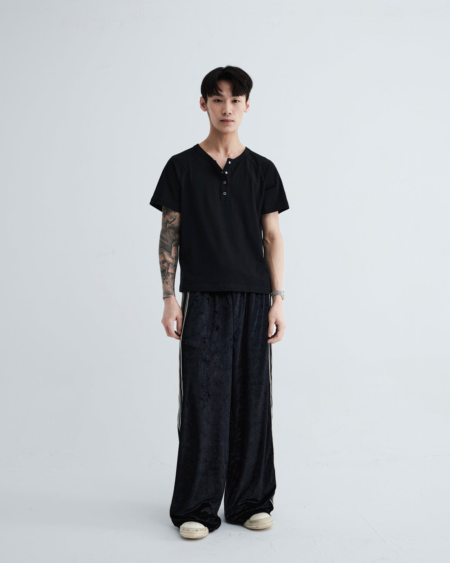 KLONE DESIGN - Henley Shirt – Black